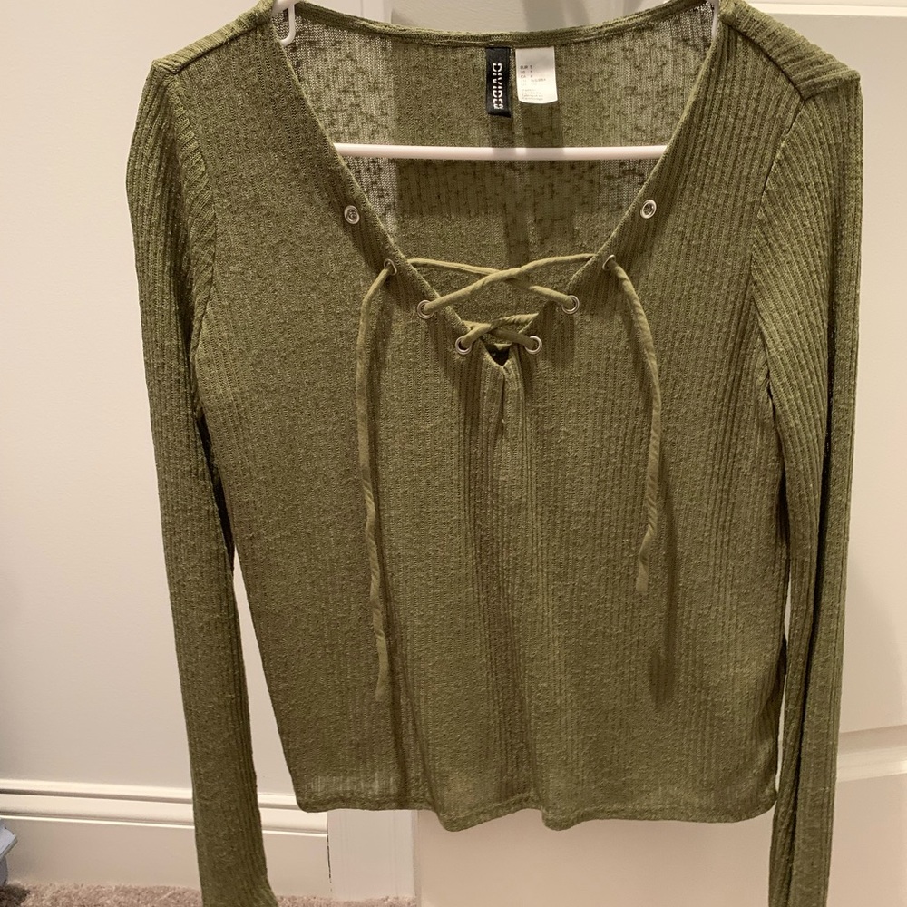 Criss cross top